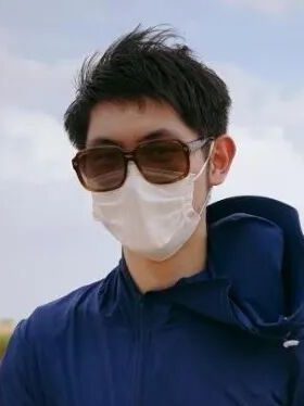 史靖