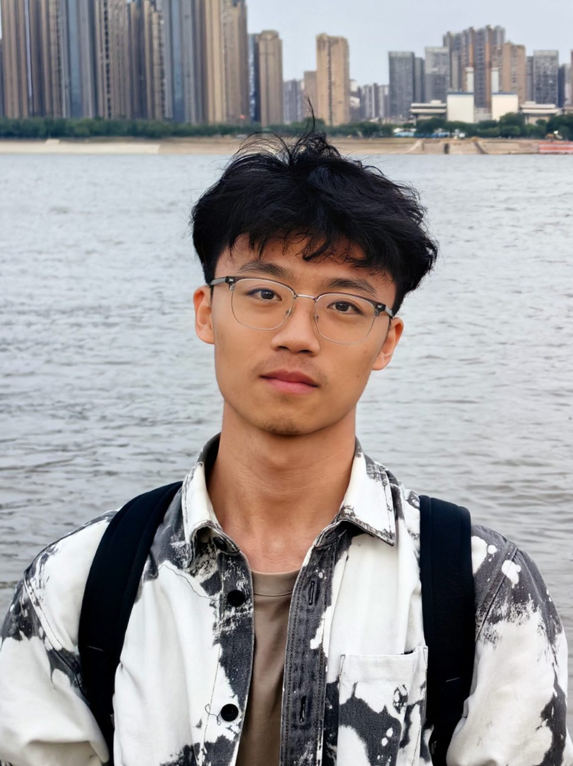 张佳栋